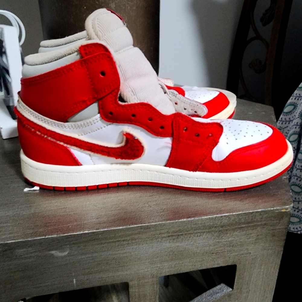 Jordan 1 youth